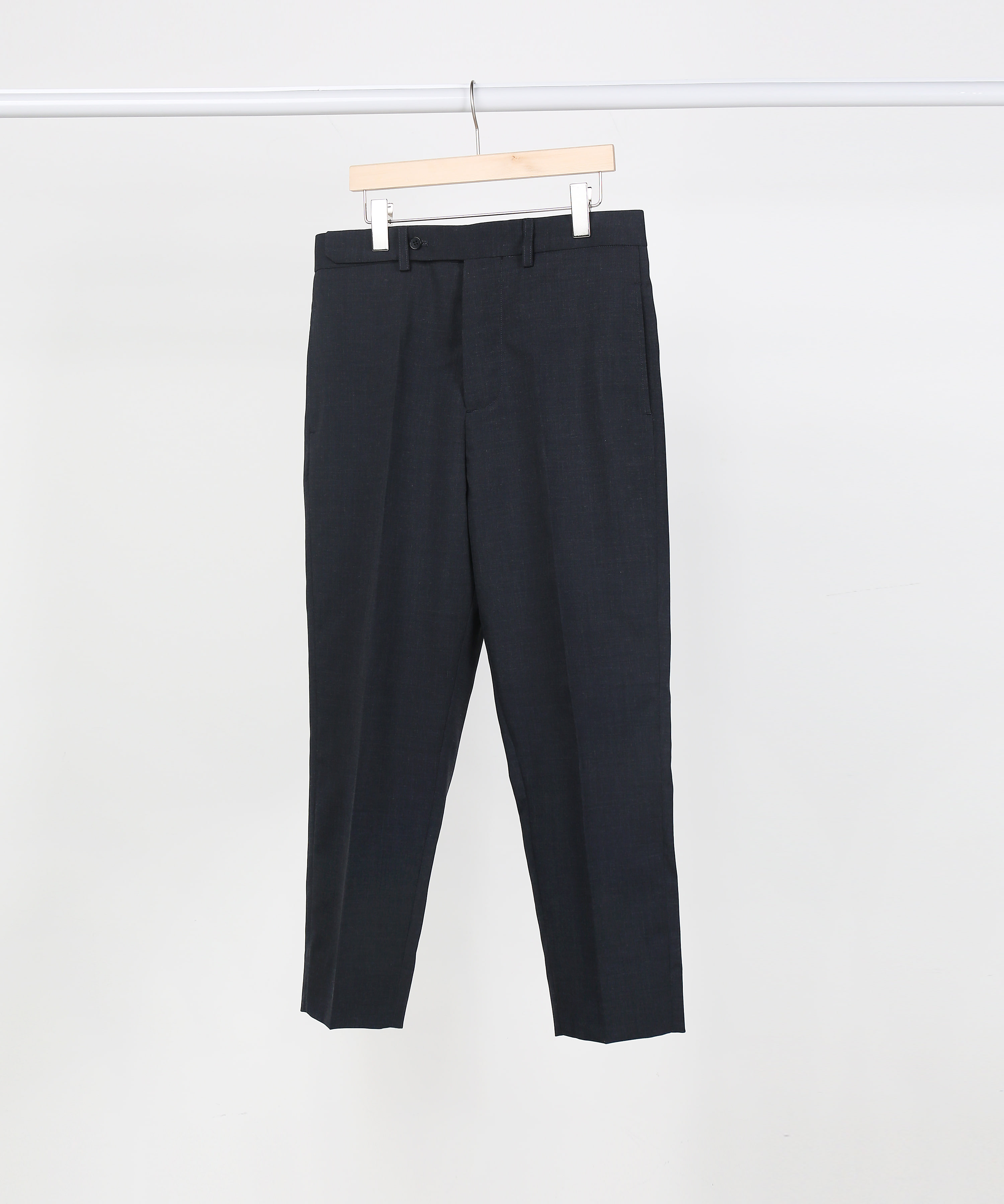 CHARCOAL NO TUCK TAILORED PANTS.01