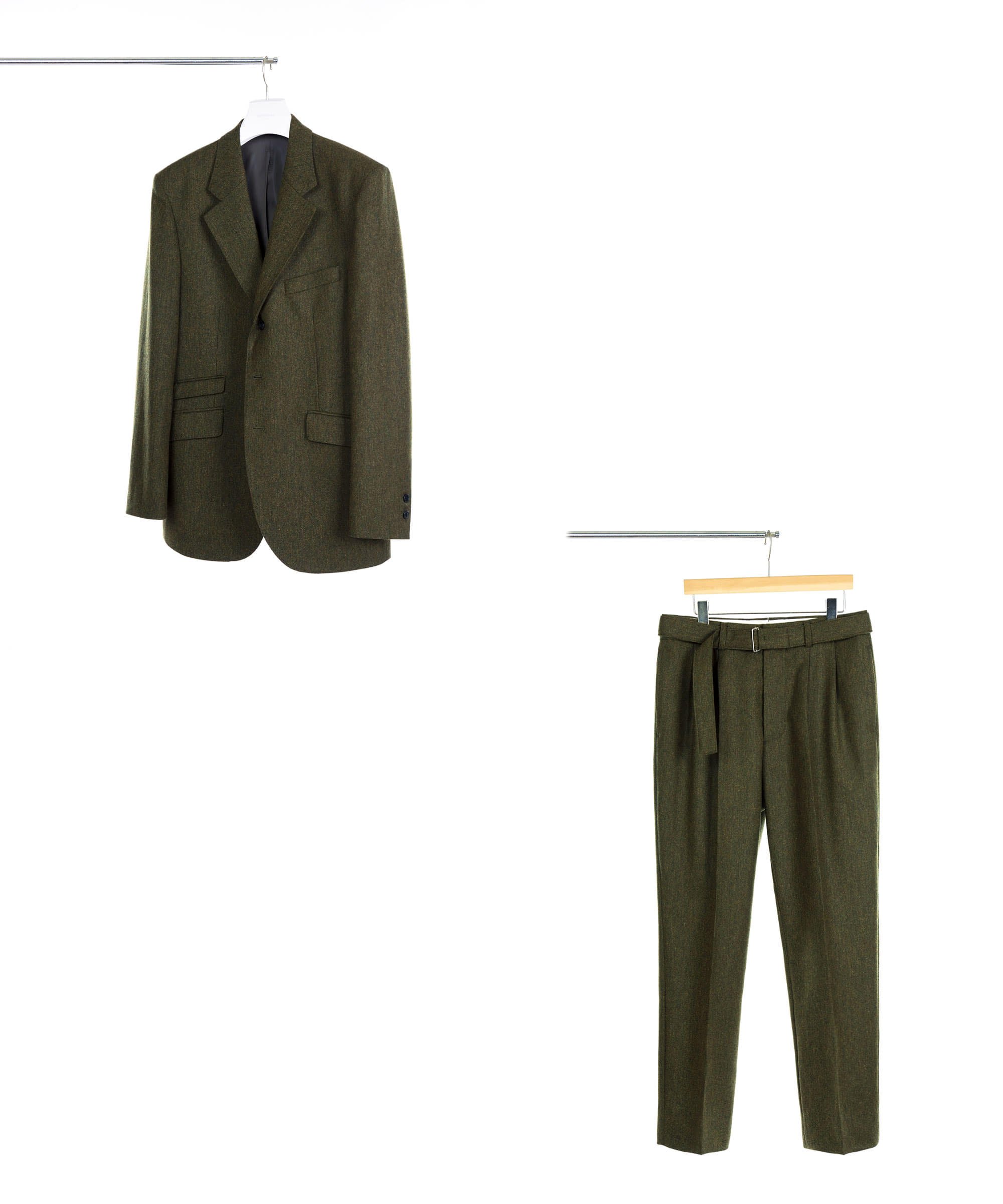 [SET-UP] ABRAHAM MOON OLIVE 3ROLL 2BUTTON TAILORED BLAZER / BELTED PANTS 02-2